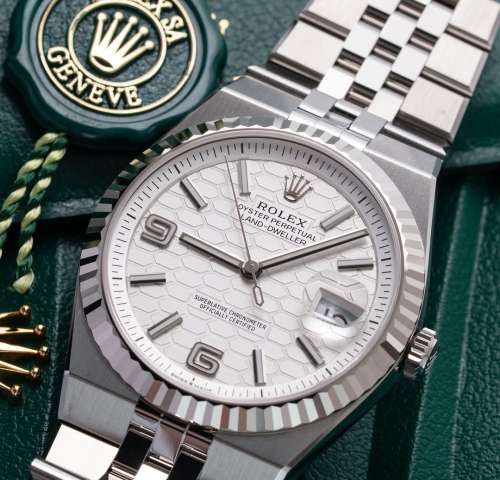 The Rolex Land-Dweller #127334 🤩 #watchtrader-#landdweller #rolexlanddweller #rolexwatches #rol (2)