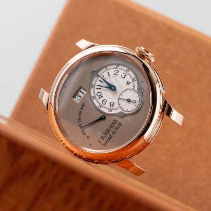 This isn’t something you see everyday 🤩The F.P.JOURNE Octa Automatique #watchtrader -#fpjourne